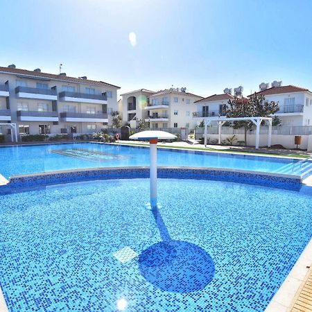 Limegrove Holiday Apartment プロタラス エクステリア 写真